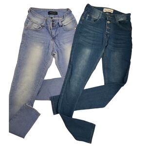 Women’s Skinny Jeans Bundle (2) Size 1 – Red Bottoms & Between US – Stretch